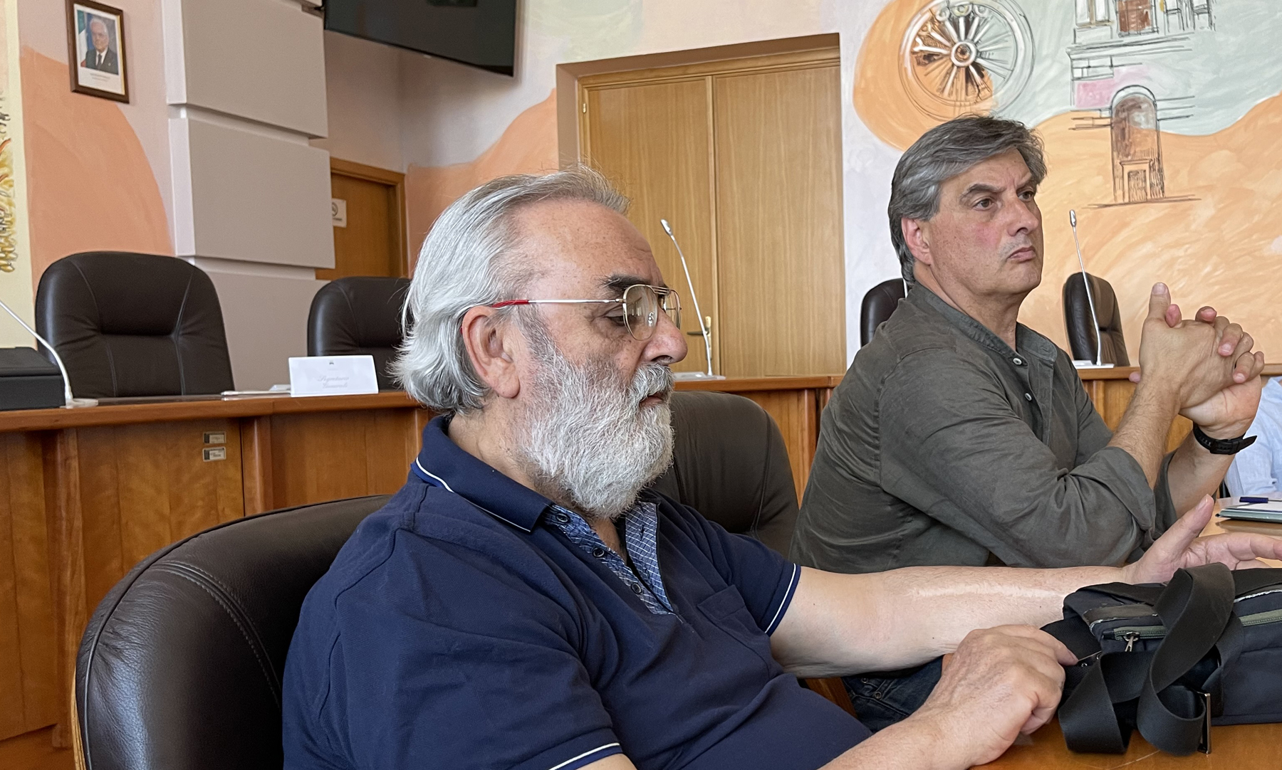 Da sx: il Regista Eduardo Tarsia con Domenico Frammartino Presidente della Commissione Cultura del Comune di Cosenza