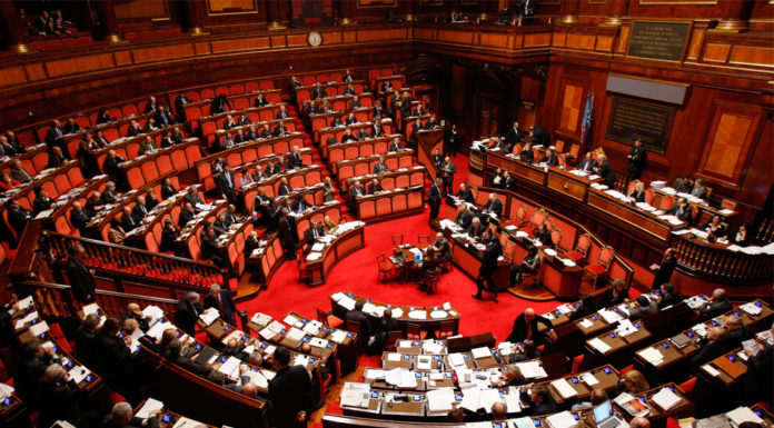 Autodichia: sotto il tappeto dell’apparenza, la zona franca del Parlamento Il Parlamento, autodichia