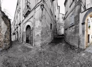 Città storiche: cosa non fare! A cura di Gianluca Nava Cosenza-centro storico-movimento noi-gianluca nava-patrimonio culturale