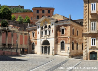 Il Movimento civico NOI con Simona Loizzo per la Biblioteca Civica di Cosenza. Cosenza - Biblioteca Civica