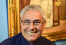 NOI al ballottaggio con chi ci assicura tutela dei Diritti Umani, sviluppo culturale e sociale vincenzo capocasale, famiglia, clero, povertà