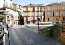 Centro Storico Cosenza, Movimento NOI: Jole Santelli si dimetta piazza duomo, cosenza, mario occhiuto, centro storico