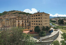 Il Tar: Ex Hotel non si tocca. Il Sindaco Occhiuto si gioca il Jolly?