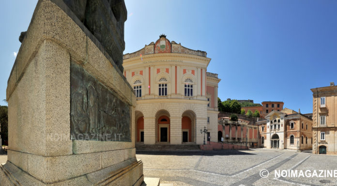 Se salta la Stagione Lirica a Cosenza Jole Santelli dovrebbe dimettersi Il Teatro di Tradizione Alfonso Rendano di Cosenza