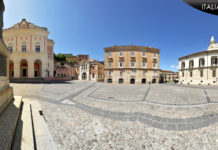 Movimento NOI scrive e il MiBAC risponde: Teatro Rendano è di “tradizione”. Ora, guerra a chi lo vuole degradare. Cosenza - Piazza XV Marzo - Il Teatro A. Rendano di Cosenza e la Biblioteca Civica