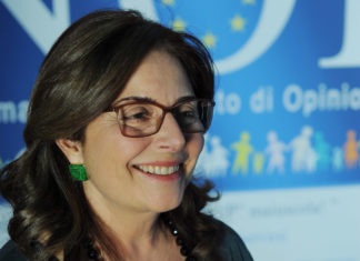 Movimento NOI attacca: NO a “OGM e CETA”. A rischio Agricoltura e Salute Luana Gallo - Ecologa - Responsabile del settore Ambiente del Movimento NOI