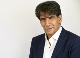 Calabria: Carlo Tansi sottoscrive il Decalogo dell’Etica in Politica. Il candidato Presidente della Regionale Calabria Carlo Tansi