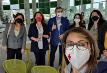 Dall’Alto Volontariato emerge la migliore espressione della società civile. L’esempio nel Centro vaccinale del parco acquatico di Rende