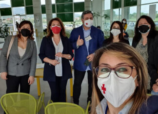 Dall’Alto Volontariato emerge la migliore espressione della società civile. L’esempio nel Centro vaccinale del parco acquatico di Rende