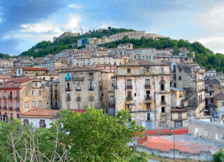 Lega, l’incapace Orrico con progetti usurpati attacca Salvini Una panoramica della Città Storica di Cosenza abbandonata dalla politica locale