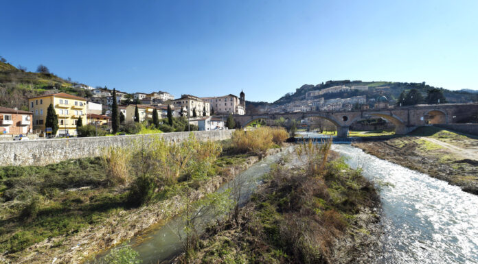 Fabio Gallo, Movimento NOI: reagire subito alla crisi energetica producendo energia dai fiumi I fiumi Crati e Busento a Cosenza