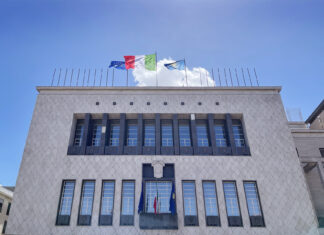 Comune di Cosenza, pioggia di querele dall’Avv. Saccomanno. Esplode la “questione morale”