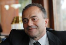 Istituita la “Scorta Civica” per Nicola Gratteri. Venerdì il primo sit-in a Catanzaro. Scorta Civica per Nicola Gratteri