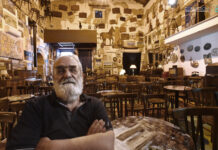 Eduardo Tarsia svende pezzi del Teatro. A Cosenza figli e figliastri e mancanza di trasparenza. Il Regista Eduardo Tarsia nella sua Officina delle ARti nel cuore della Città Storica di Cosenza